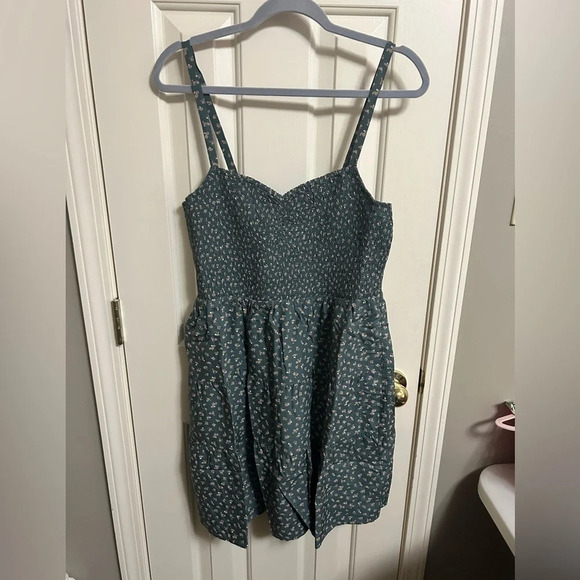 Madewell Tucker Tie Strap Mini Dress Green Floral Smocked Bodice Size XL NWT - Picture 2 of 8